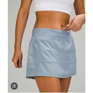 Ebb and Flow Pace Rival Tuck and Flow Skort Size Large light blue skort EUC